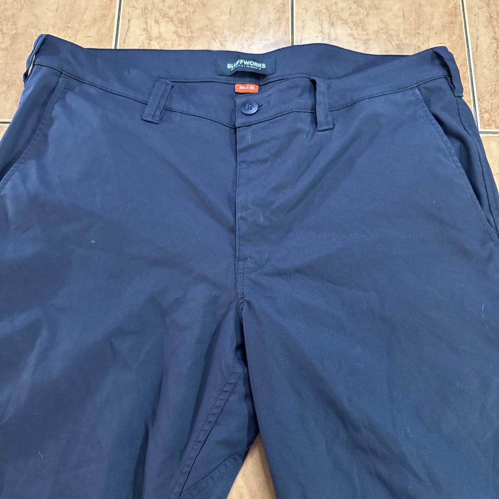 Bluffworks Pants Mens 36 x 30 Black Ascender Chino Stretch Travel Casual